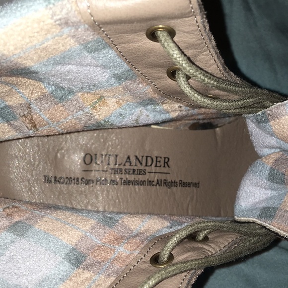 Hot Topic Exclusive Outlander Tartan Taupe Lace-Up Heel Booties - Picture 4 of 10